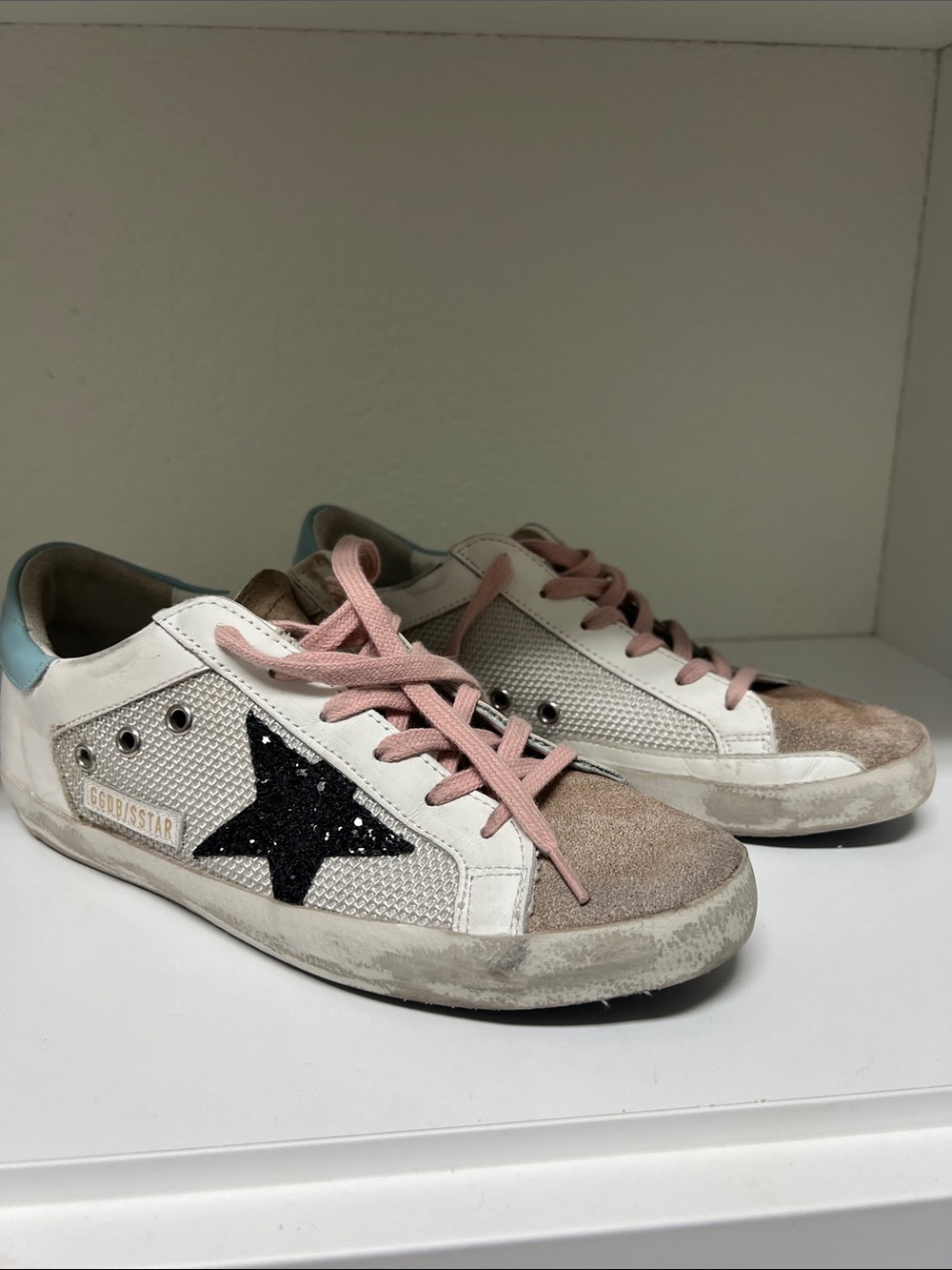 Golden Goose women White Sneakers with Pink Laces and Black Star size 39